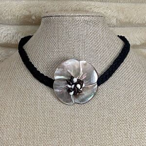Mother Of Pearl Hand Carved Tahitian Pendant Choker Necklace